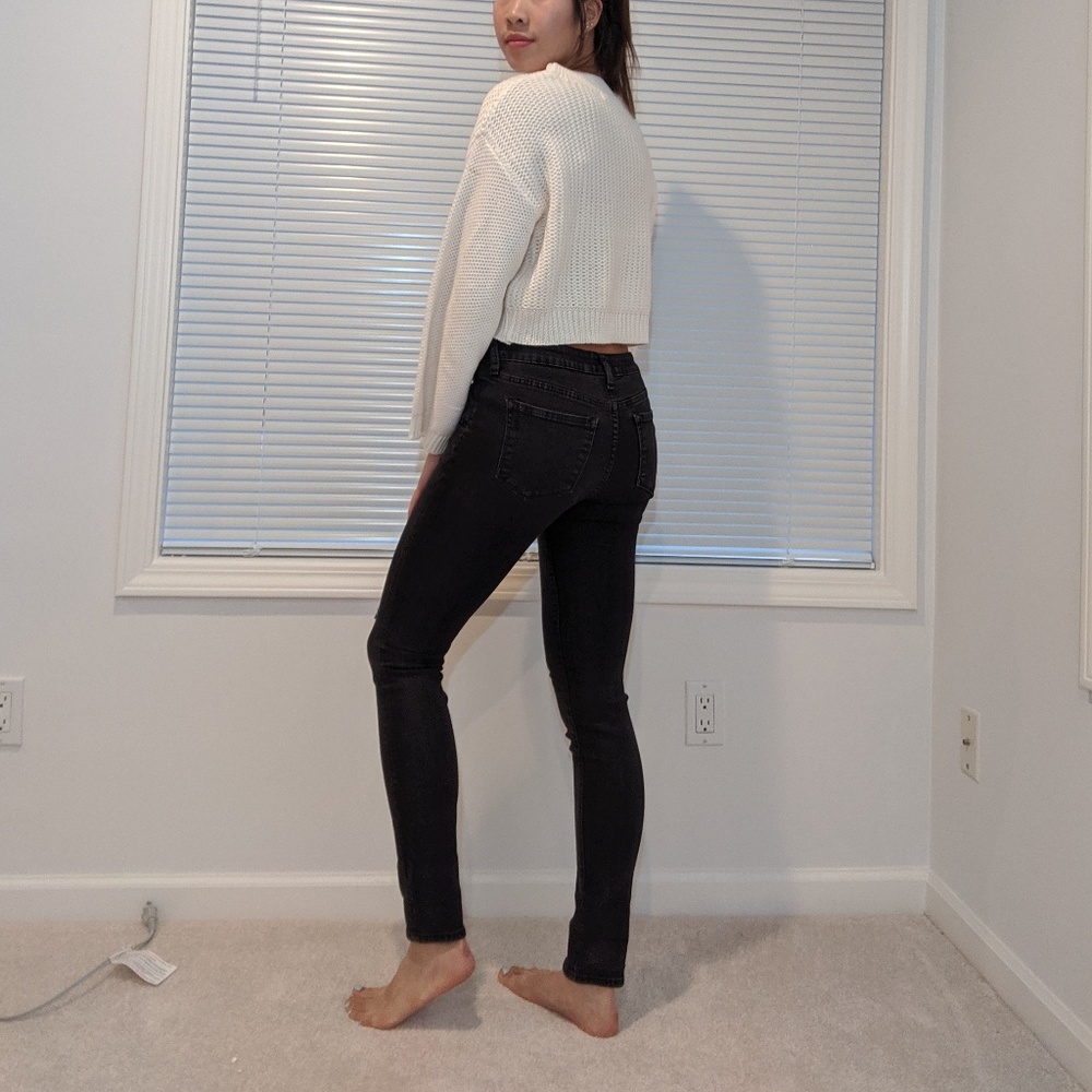 [3 for $25] Wilfred Skinny Jeans